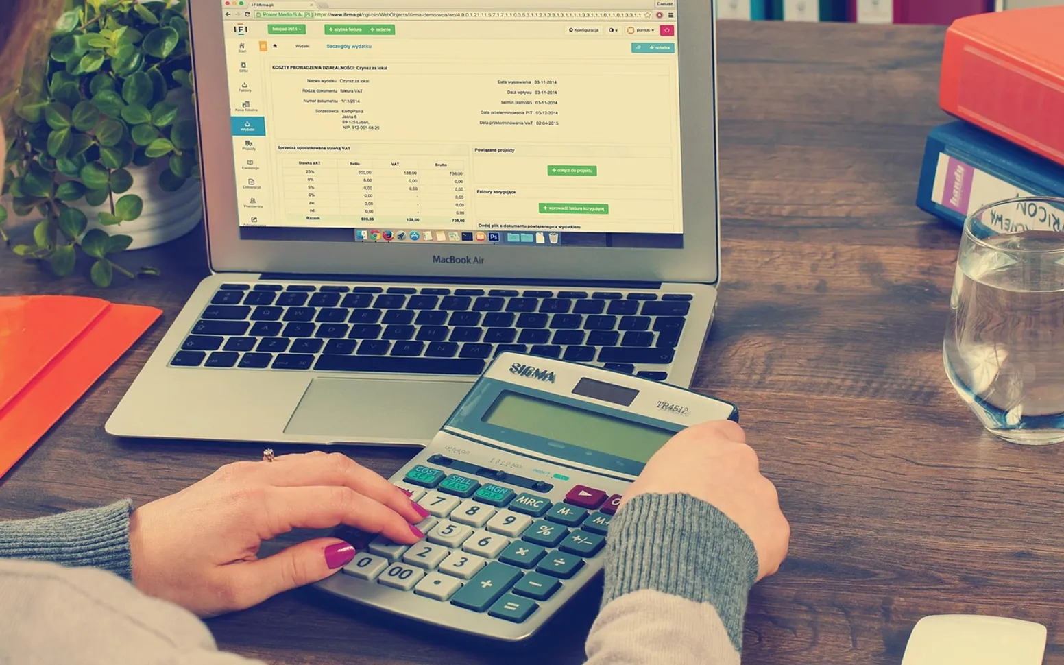 Bookkeeping, accounting and taxes